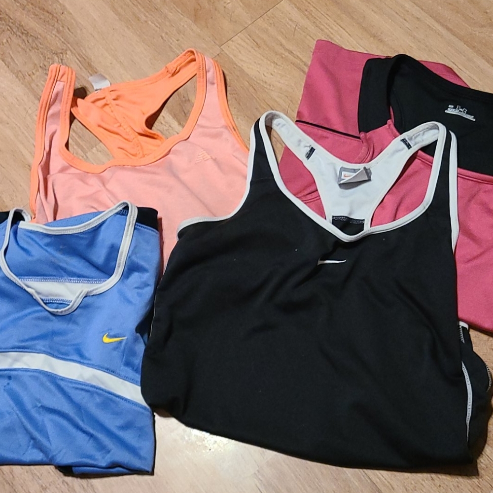 Woman's running bundle
